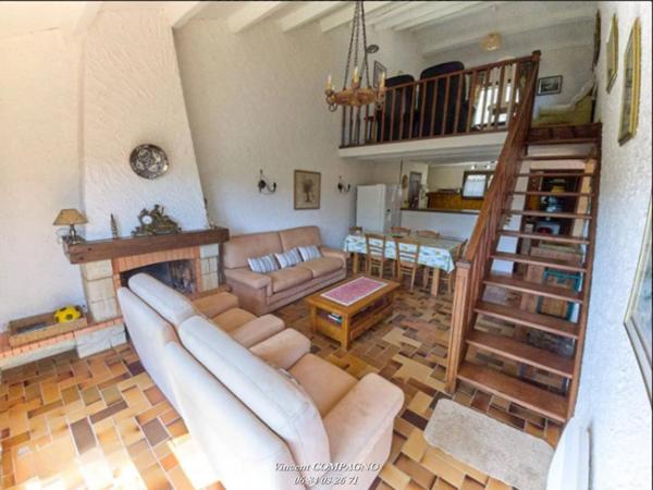 Villa d'Exception au Bord du Lac d'Esparron-de-Verdon