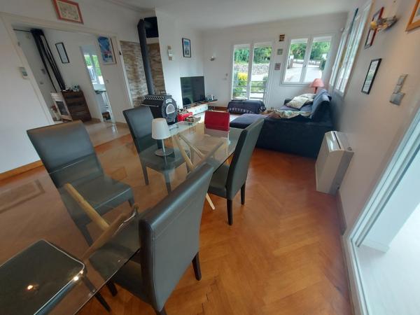 La maison familiale idéale dans un écrin de verdure !