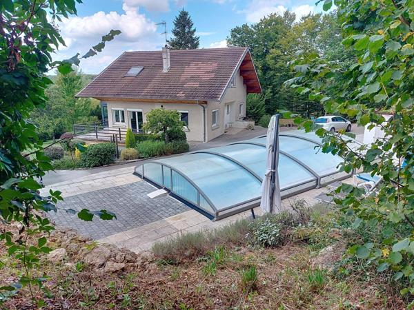 La maison familiale idéale dans un écrin de verdure !