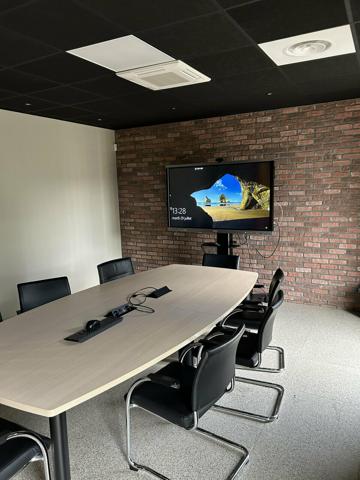 BUREAUX à VENDRE de 686 m²