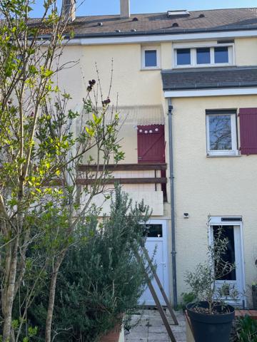 Maison - 5 pièces - 113 m²