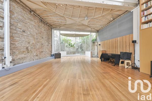 Immeuble à vendre 301 m² Paris 20