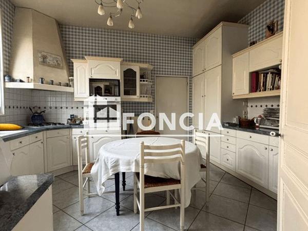 À vendre Maison 5 pièces 190 m² - Montereau-fault-yonne 77130