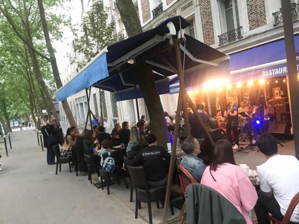BAR / RESTAURANT / BRASSERIE - LICENCE IV –TERRASSE 34 PLACES