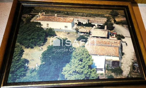 AUTHENTIQUE PROPRIETE CHARENTAISE A RENOVER SUR 7164 M² DE TERRAIN