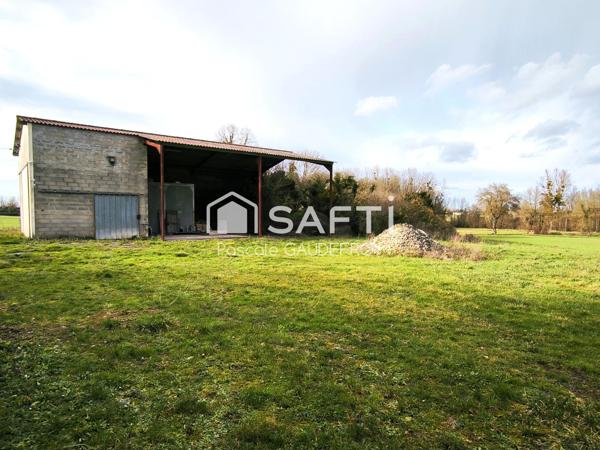 AUTHENTIQUE PROPRIETE CHARENTAISE A RENOVER SUR 7164 M² DE TERRAIN