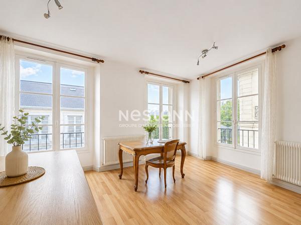 À LOUER - Appartement 2 pièces meublé au coeur du quartier Saint-Louis à Versailles