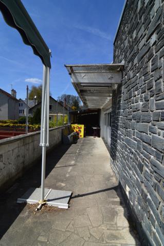 Ancien restaurant à réhabiliter en habitation