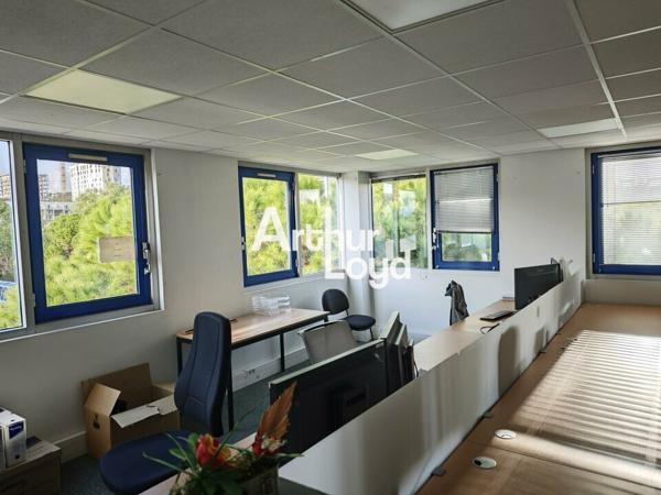 BUREAUX PMR EN OPEN SPACE A LOUER SUR NICE OUEST 670M² DIVISIBLE QUARTIER MERIDIA NICE ECO VALLEE
