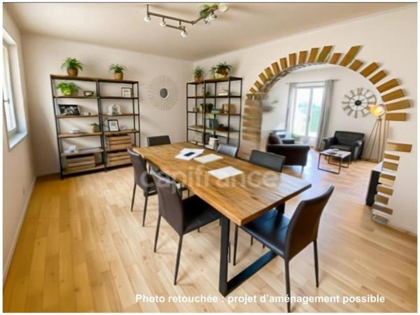 Propriété de caractère en lisière de forêt – 185 m² habitables sur 2 100 m² de terrain