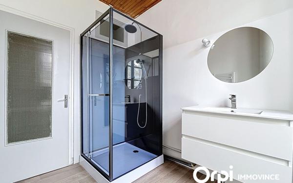 Appartement à vendre    3 pièces • 70 m2 Murat