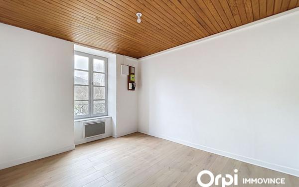 Appartement à vendre    3 pièces • 70 m2 Murat