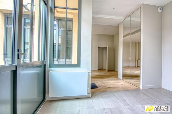 Versailles Notre DAME - Maison 3 pièces de 83.70 m² avec Terrasses 885 000 € **  - Référence  28123