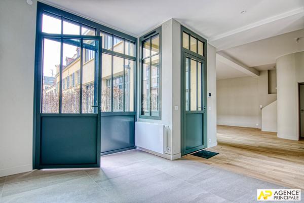 Versailles Notre DAME - Maison 3 pièces de 83.70 m² avec Terrasses 885 000 € **  - Référence  28123