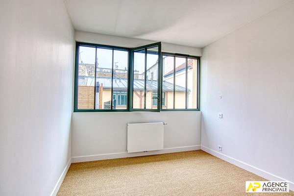 Versailles Notre DAME - Maison 3 pièces de 83.70 m² avec Terrasses 885 000 € **  - Référence  28123