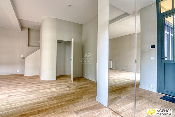 Versailles Notre DAME - Maison 3 pièces de 83.70 m² avec Terrasses 885 000 € **  - Référence  28123