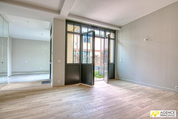 Versailles Notre DAME - Maison 3 pièces de 83.70 m² avec Terrasses 885 000 € **  - Référence  28123