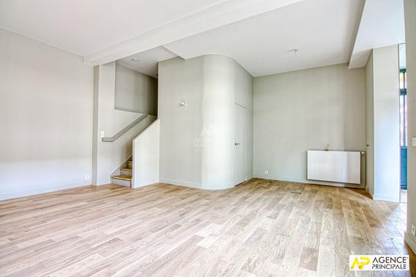 Versailles Notre DAME - Maison 3 pièces de 83.70 m² avec Terrasses 885 000 € **  - Référence  28123