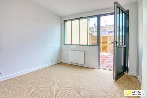 Versailles Notre DAME - Maison 3 pièces de 83.70 m² avec Terrasses 885 000 € **  - Référence  28123