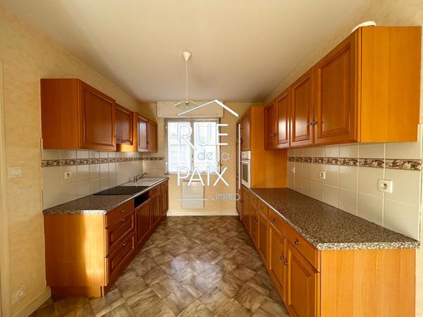 79200 PARTHENAY Appartement T3 à Parthenay - 77.73 m2