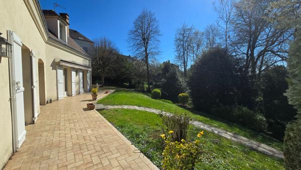 Maison familiale traditionnelle dans Provins 4 chambres !