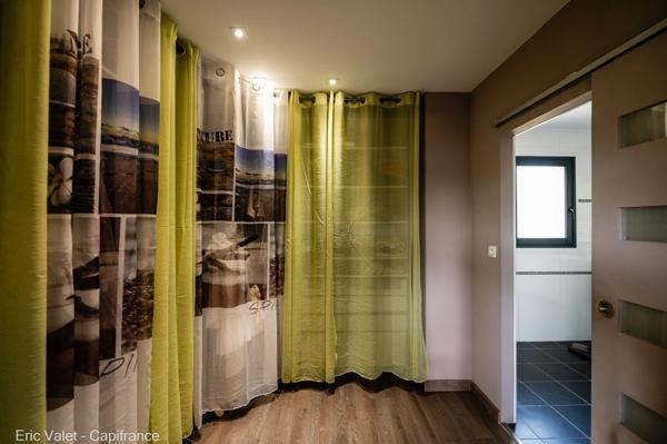 BISCAROSSE - SUPERBE, LUMINEUSE ET VASTE VILLA - 200 M2 ENVIRON - PROCHE FORET