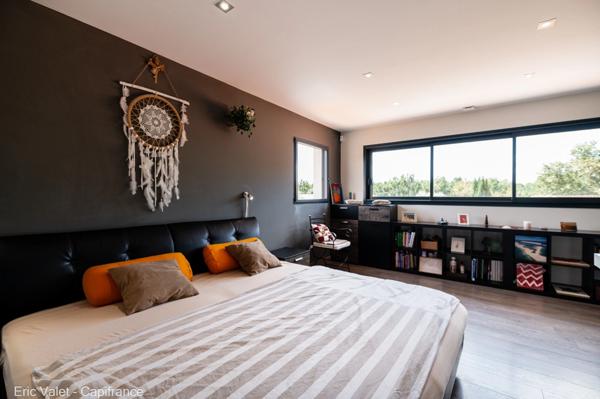 BISCAROSSE - SUPERBE, LUMINEUSE ET VASTE VILLA - 200 M2 ENVIRON - PROCHE FORET