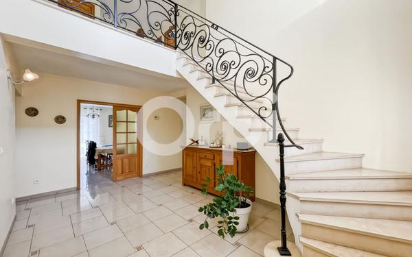 Maison à vendre    7 pièces •  Dreux