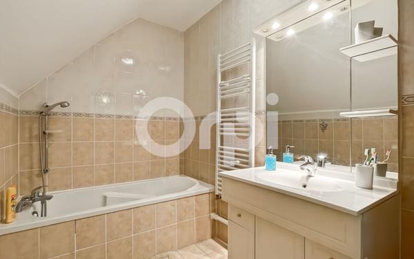 Maison à vendre    7 pièces •  Dreux