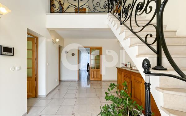 Maison à vendre    7 pièces •  Dreux