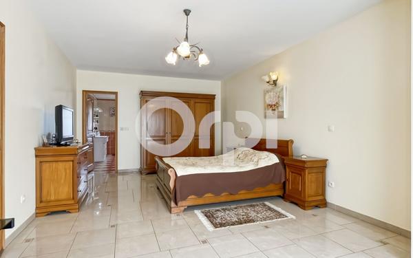 Maison à vendre    7 pièces •  Dreux