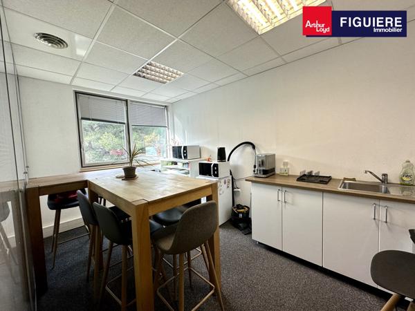 BUREAUX EN BON ETAT AIX LA DURANNE A LOUER
