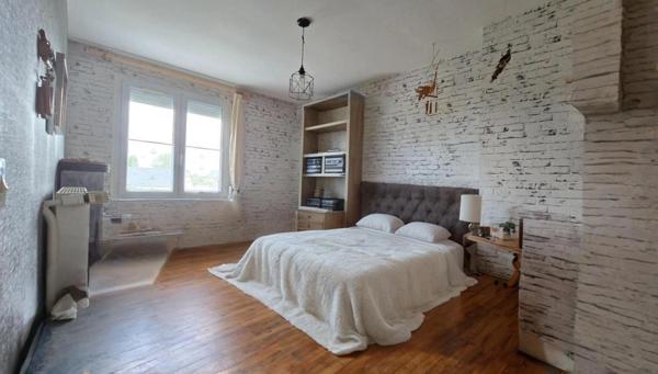 Maison à vendre 6/7 pièces HIREL (35) jardin et dependances