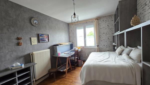 Maison à vendre 6/7 pièces HIREL (35) jardin et dependances