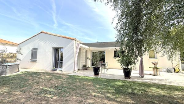 Maison à Cherveux de 130 m² habitables, Cherveux 79410