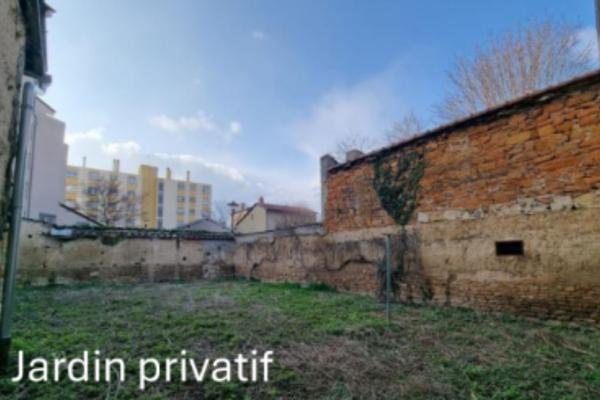 Maison 1 pièce - 130 m²