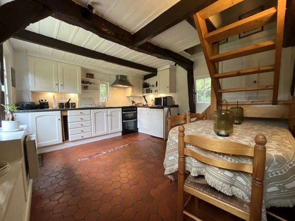 La Rivière-Saint-Sauveur (14600) Propriété normande avec terrain - La Rivière-Saint-Sauveur - À 10 minutes de Honfleur