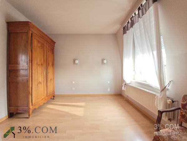 SEMI-PLAIN-PIED DE 133 M² AVEC 4 CH + JARDIN + GARAGE  Roubaix (59100)