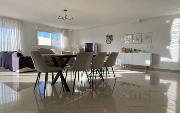 Maison à vendre    4 pièces • 129,34 m2 Rochefort