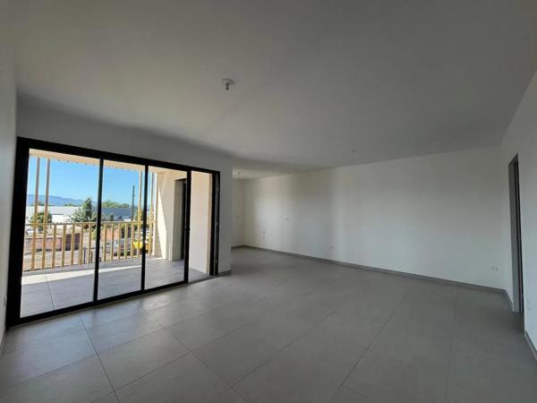 Appartement à louer à Génissieux (26750)