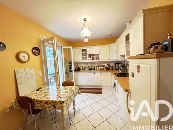 Maison à vendre 5 pièces 180 m² Autun