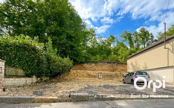 Terrain à vendre    Montataire