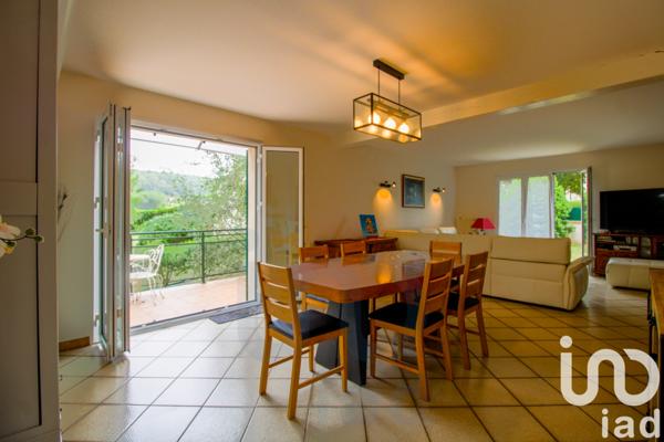 Maison à vendre 10 pièces 225 m² Épône