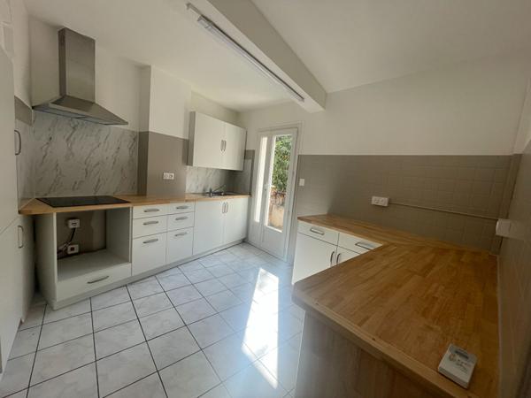 Location maison Llauro - 5 pièce(s) - 88 m² - 900 €/mois