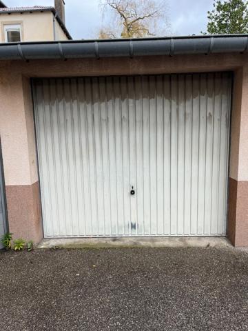 Appartement à louer 4 pièces  (54)