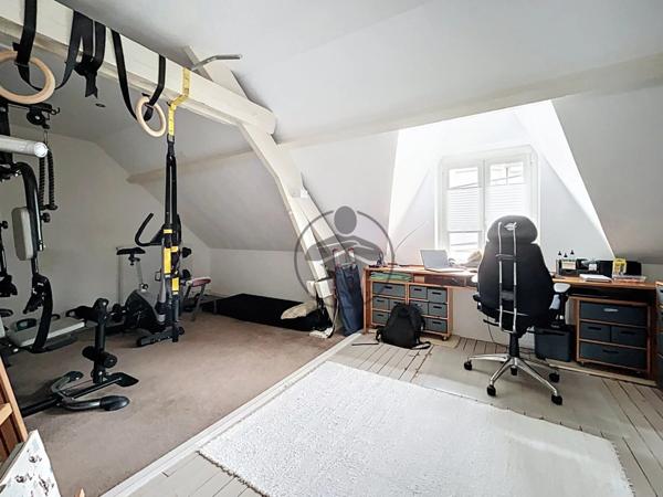 Vente Maison 7 pièces 257 m2 à Saint-Quentin