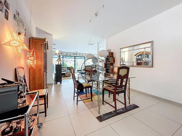 Vente Maison 7 pièces 257 m2 à Saint-Quentin