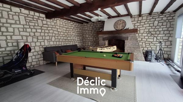 Vente maison individuelle Pont l'abbe d'arnoult, 240m² 9 pièces 332 800€ avec garage
