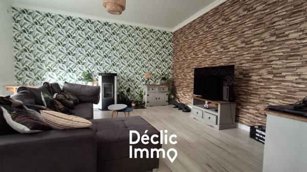 Vente maison individuelle Pont l'abbe d'arnoult, 240m² 9 pièces 332 800€ avec garage