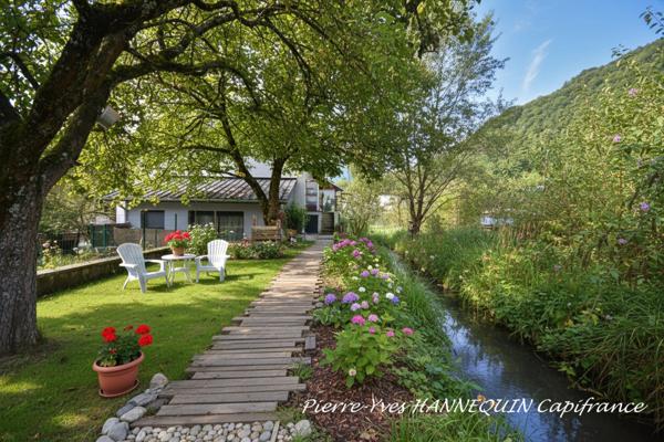 Maison Studio de 35m2 + T3 de 72m2 + T3 de 80m2